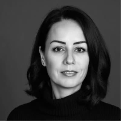 Portrait of Claudia Lalau